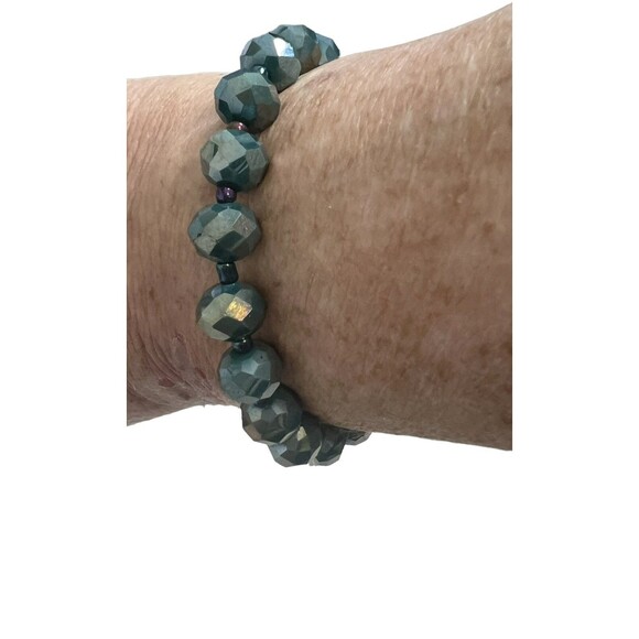 Vintage Blue-Green  Iridescent Beaded Stretch Bracelet Shiny Boho Summertime - Picture 1 of 5